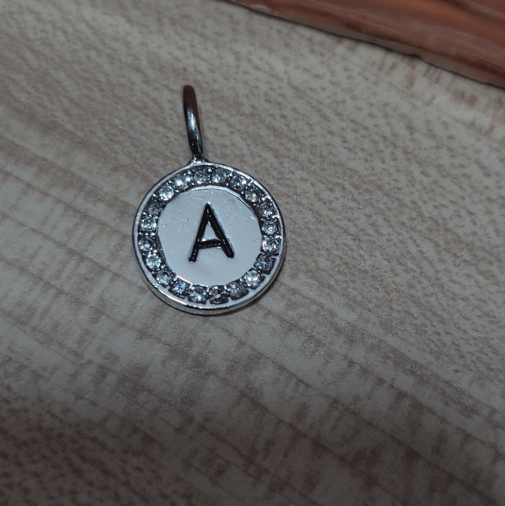 Chloe + Isabel (A) Silver Charm